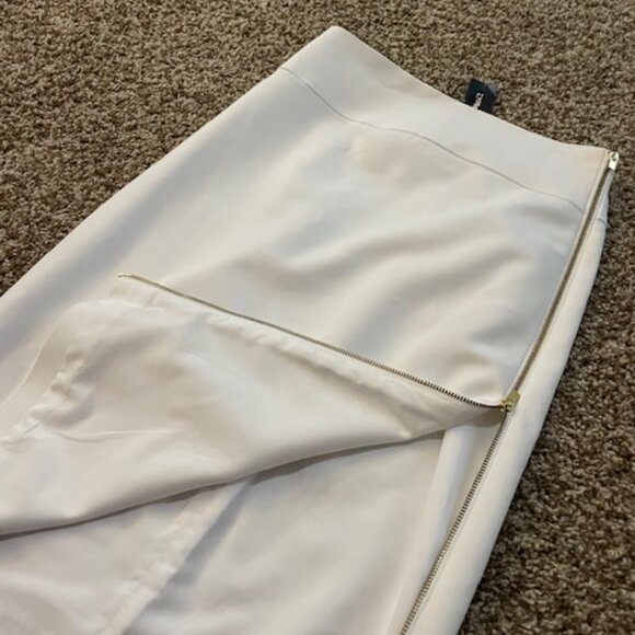 High Waisted White Skirt with Gold Zipper - Picture 2 of 5